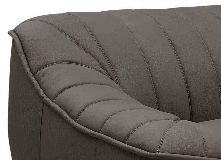 Snug Leather Sofa Collection